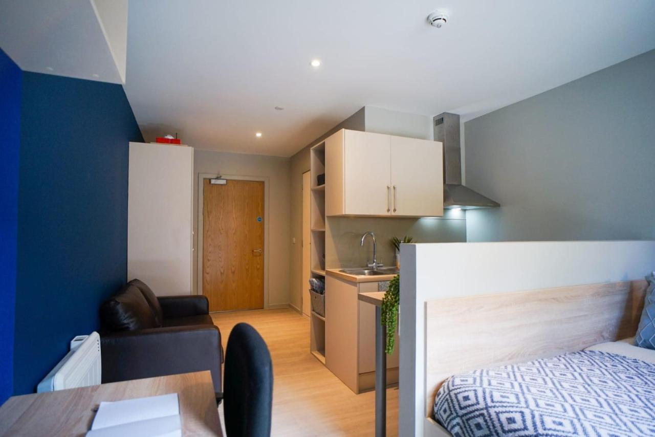 Bright Modern Studios And Private Bedrooms With Shared Kitchen At Straits Meadow Near Edinburgh City Centre Exterior foto